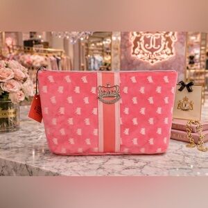 Juicy Couture NWT Pink/White & Silver Velour  Cosmetic Bag